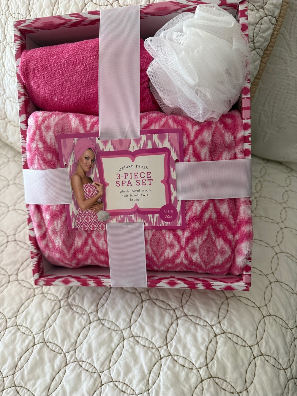 Plush 3-Piece Spa Set - Hot Pink & White